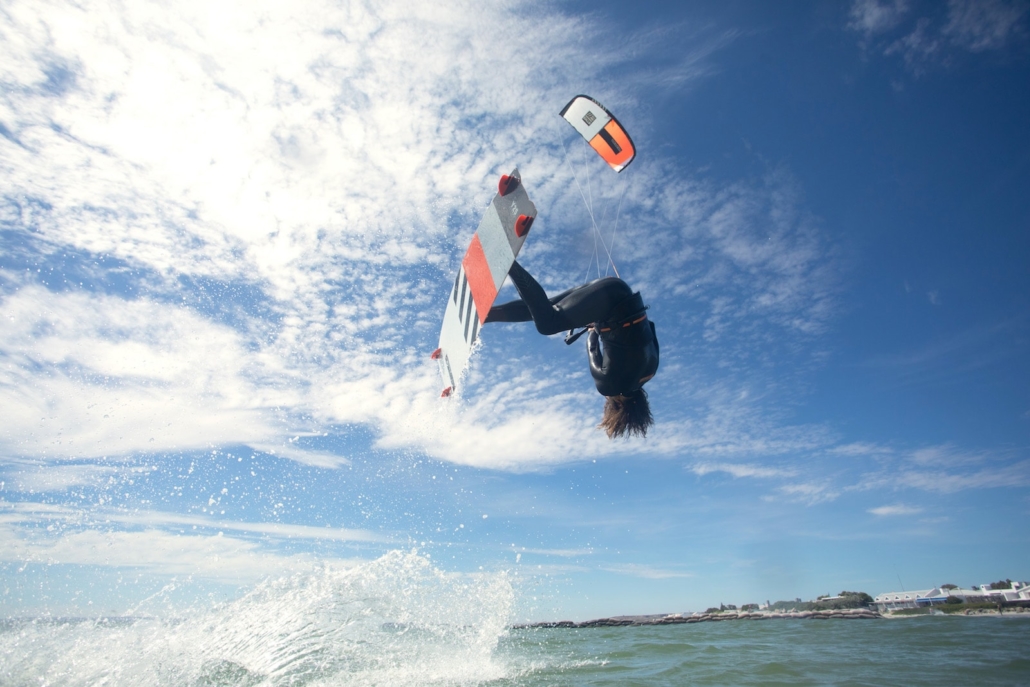 light wind kiteboard placebo y25 windsurfing karlin skok do nebe